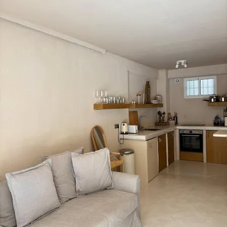 A 10 Pasos De La Playa I Boho-chic Estepona
